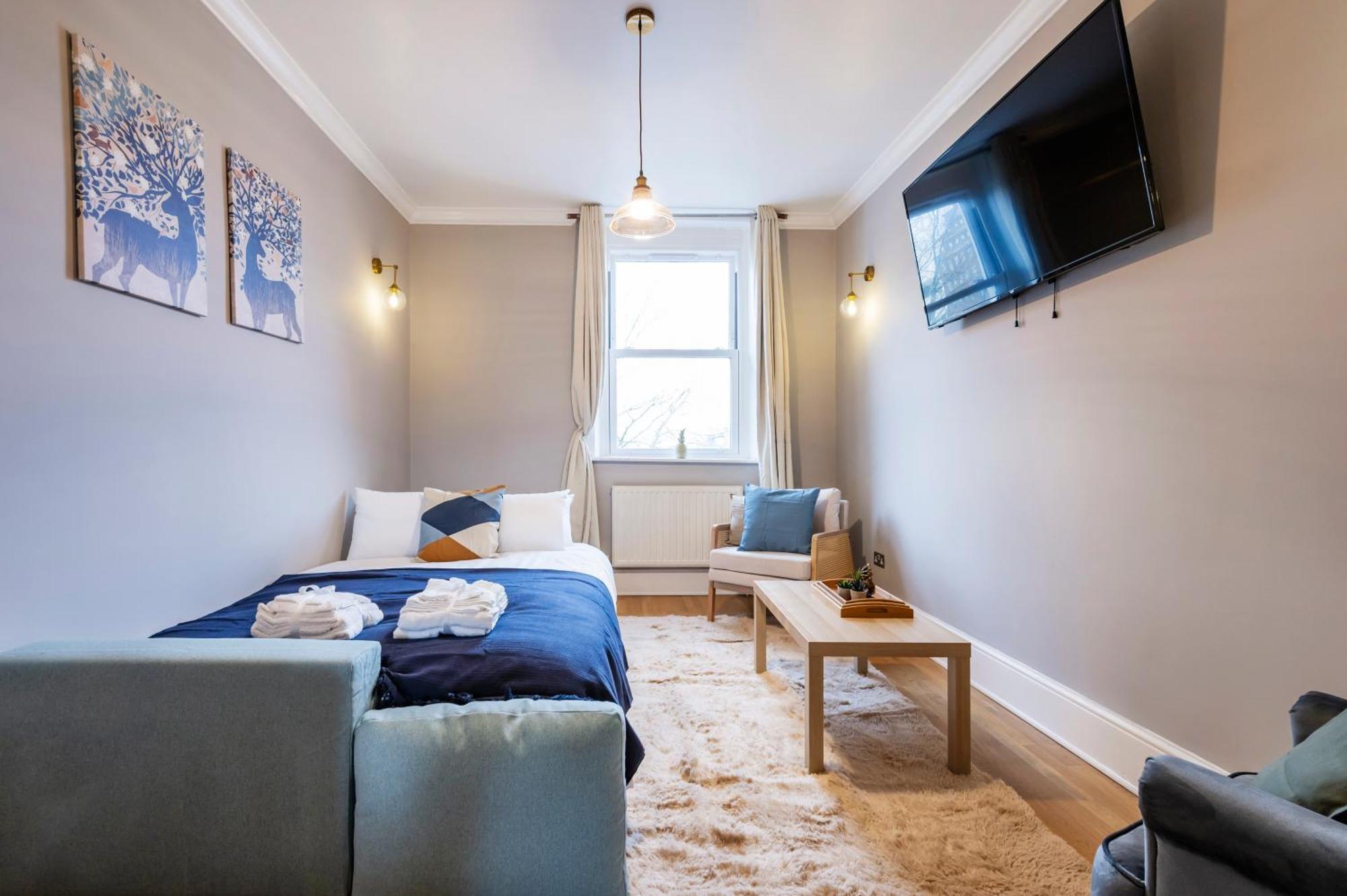 Large 1 Bedroom In Center Of London 3 Экстерьер фото